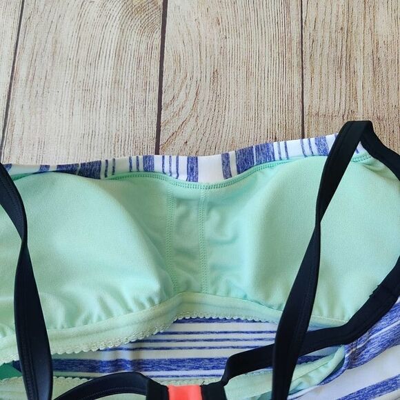 Nike striped halter athletic tank top sz M/10 - Picture 7 of 8